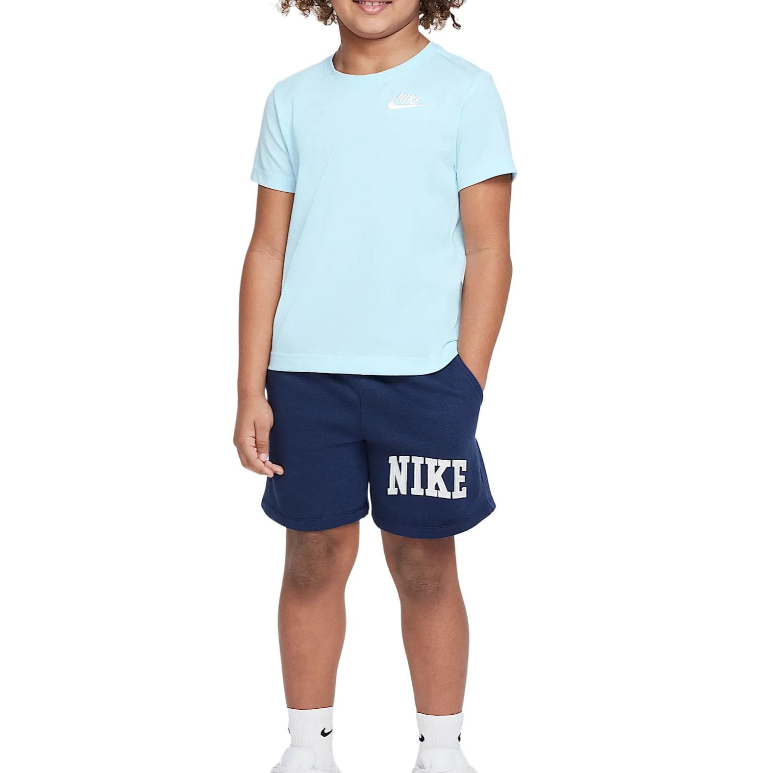 Футболка Nike SportswearT - изображение 3