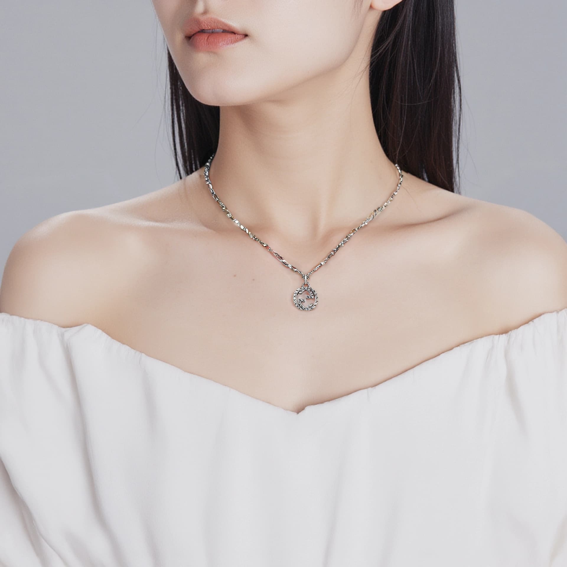 Ожерелье Gucci Classic Double G Necklace - изображение 6
