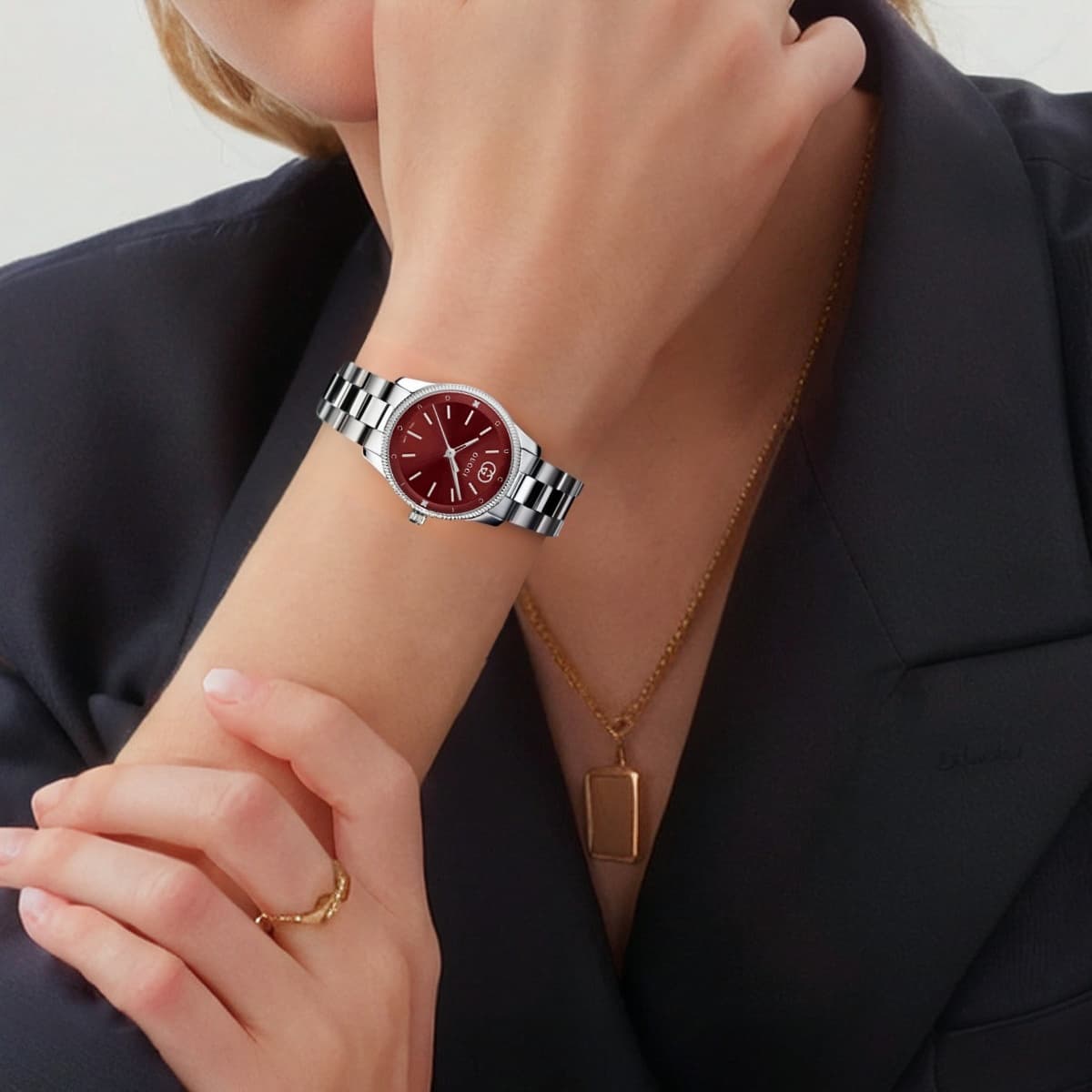 Механические часы Gucci G-Timeless 29mm Red Dial - изображение 3