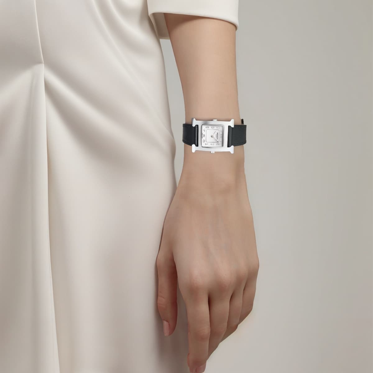 Механические часы Hermes Quartz Watch 25x21mm White Dial - изображение 3