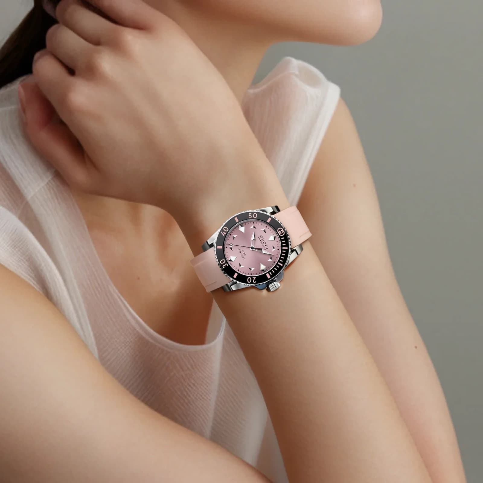 Механические часы Gucci Dive 36mm Pink - изображение 3