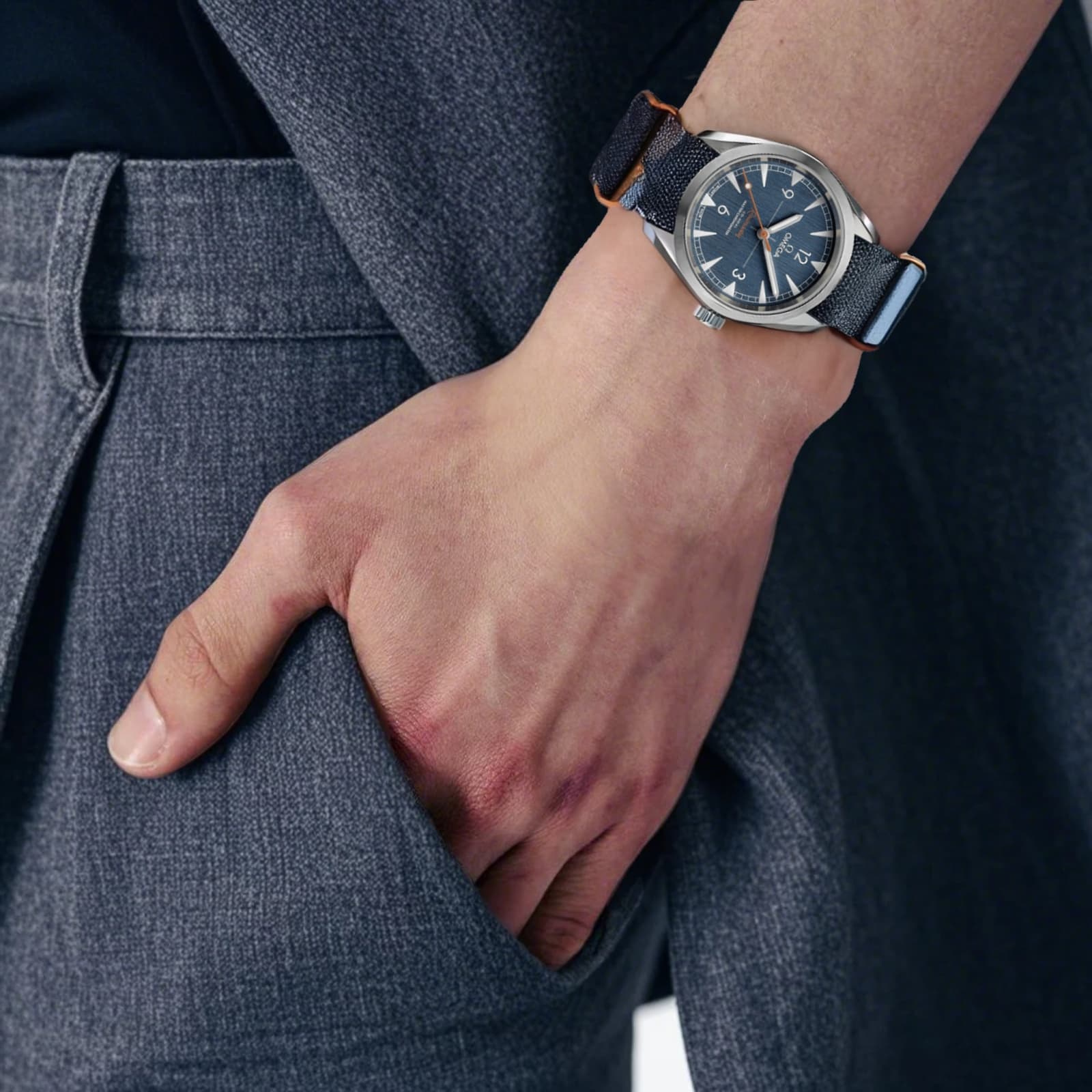 Часы OMEGA Seamaster 220.12.40.20.03.001 - изображение 6