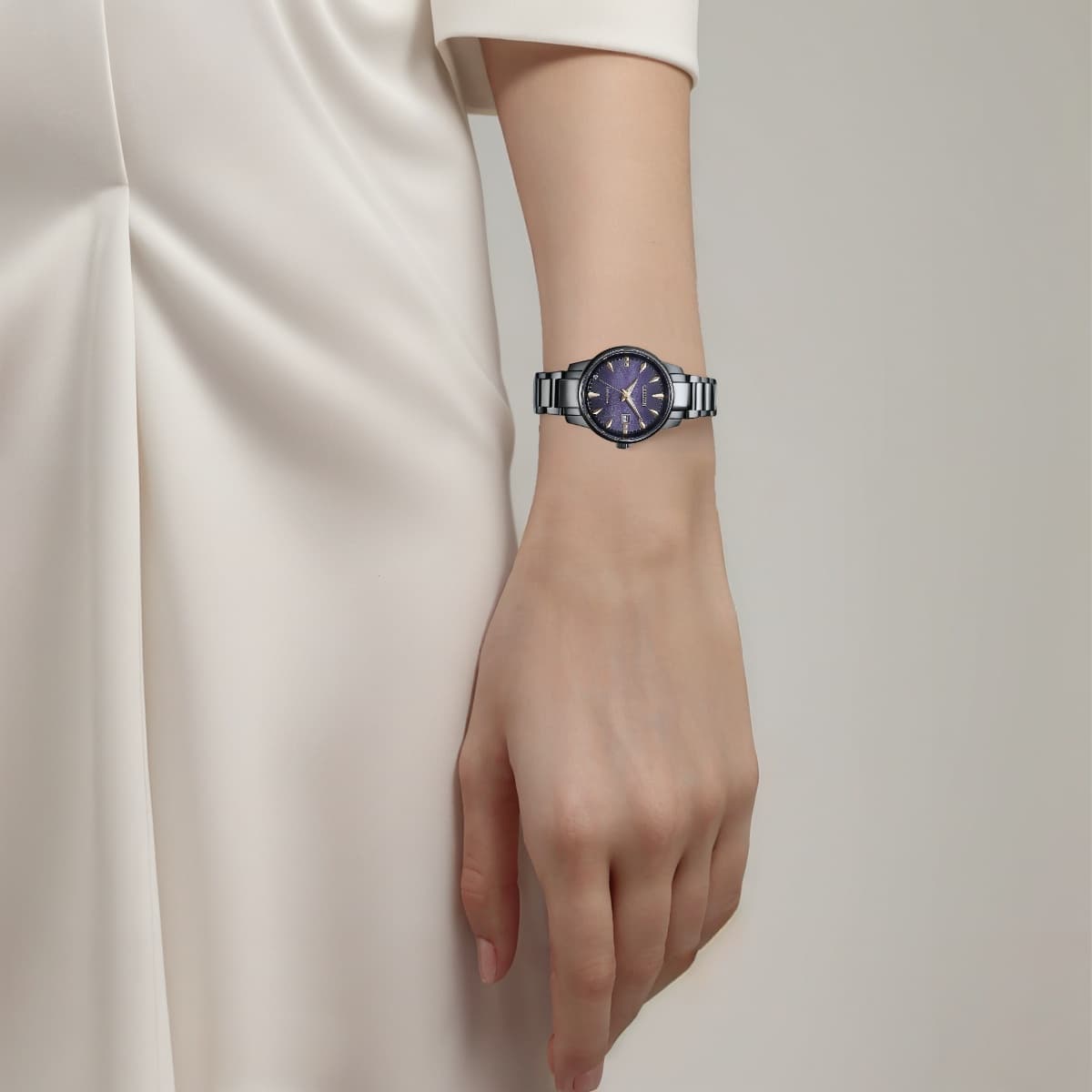 Часы CITIZEN Eco-Drive 50 29.2mm - изображение 2