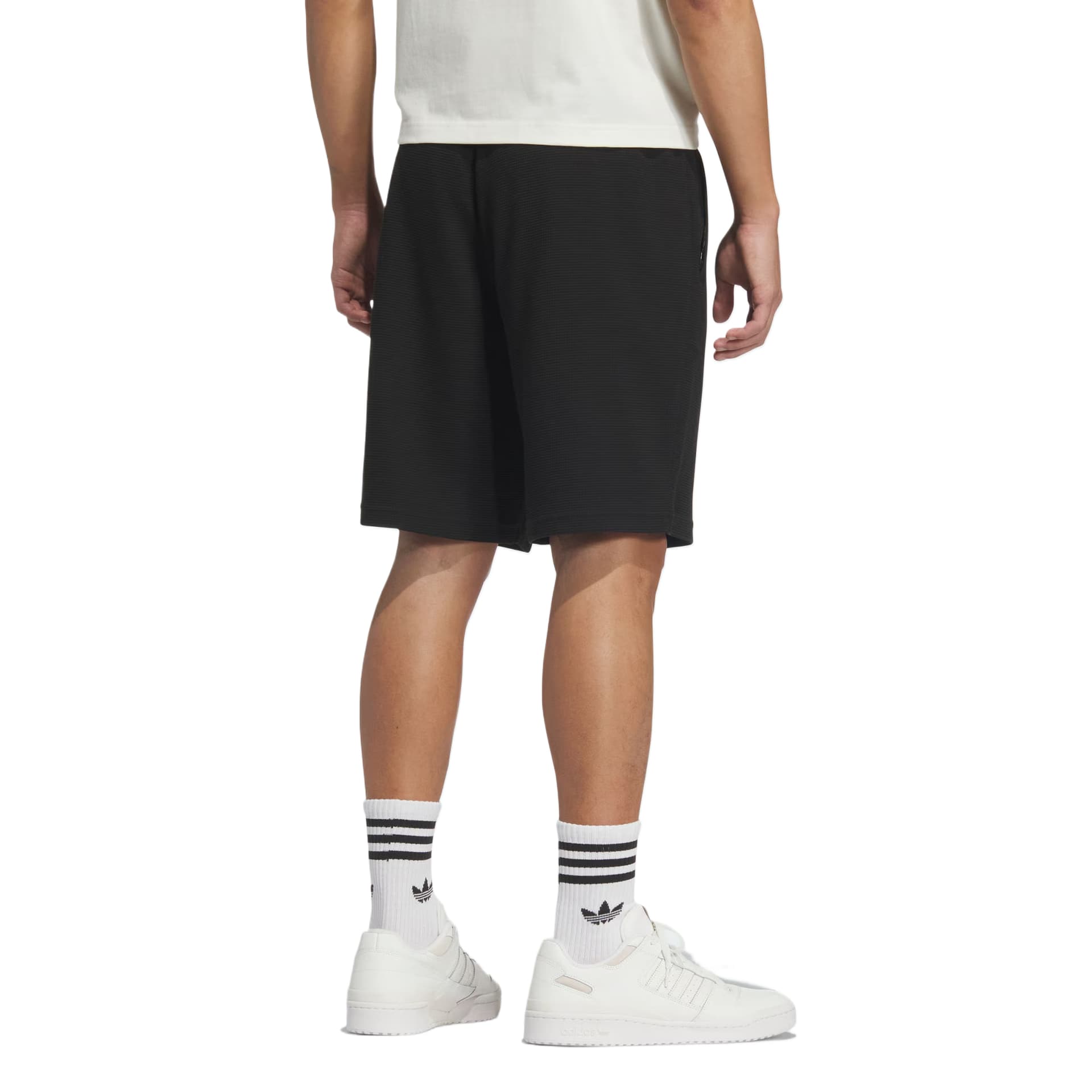 Тренировочные штаны adidas originals Essential SHORTS - изображение 3