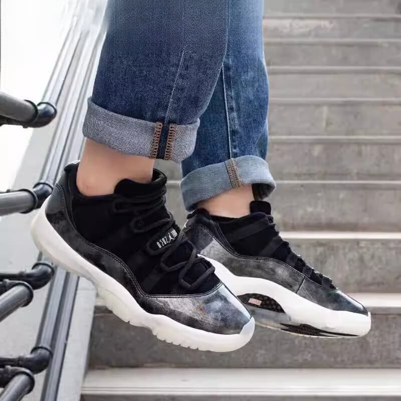 Кроссовки для баскетбола Jordan Air Jordan 11 Low Barons GS - изображение 5