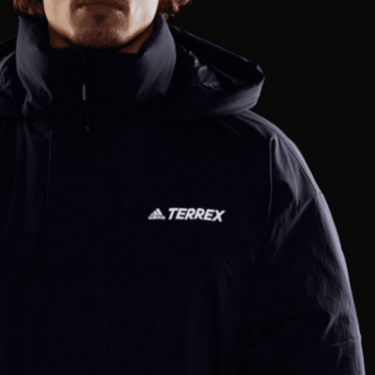 Зимняя куртка adidas - изображение 6