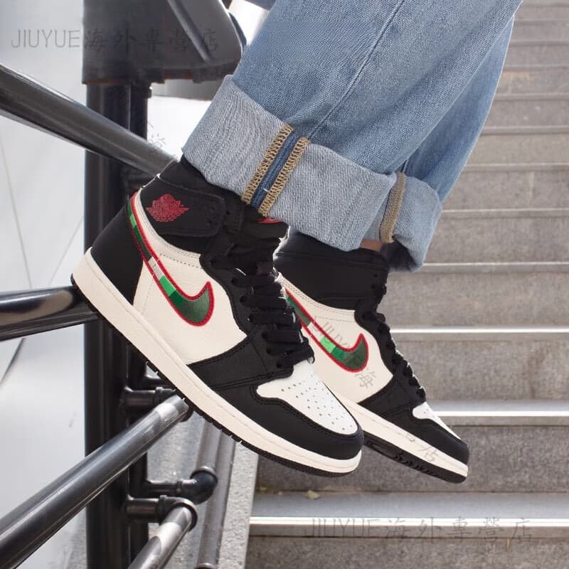 Кроссовки для баскетбола Jordan Air Jordan 1 Retro High OG Sports Illustrated GS - изображение 6