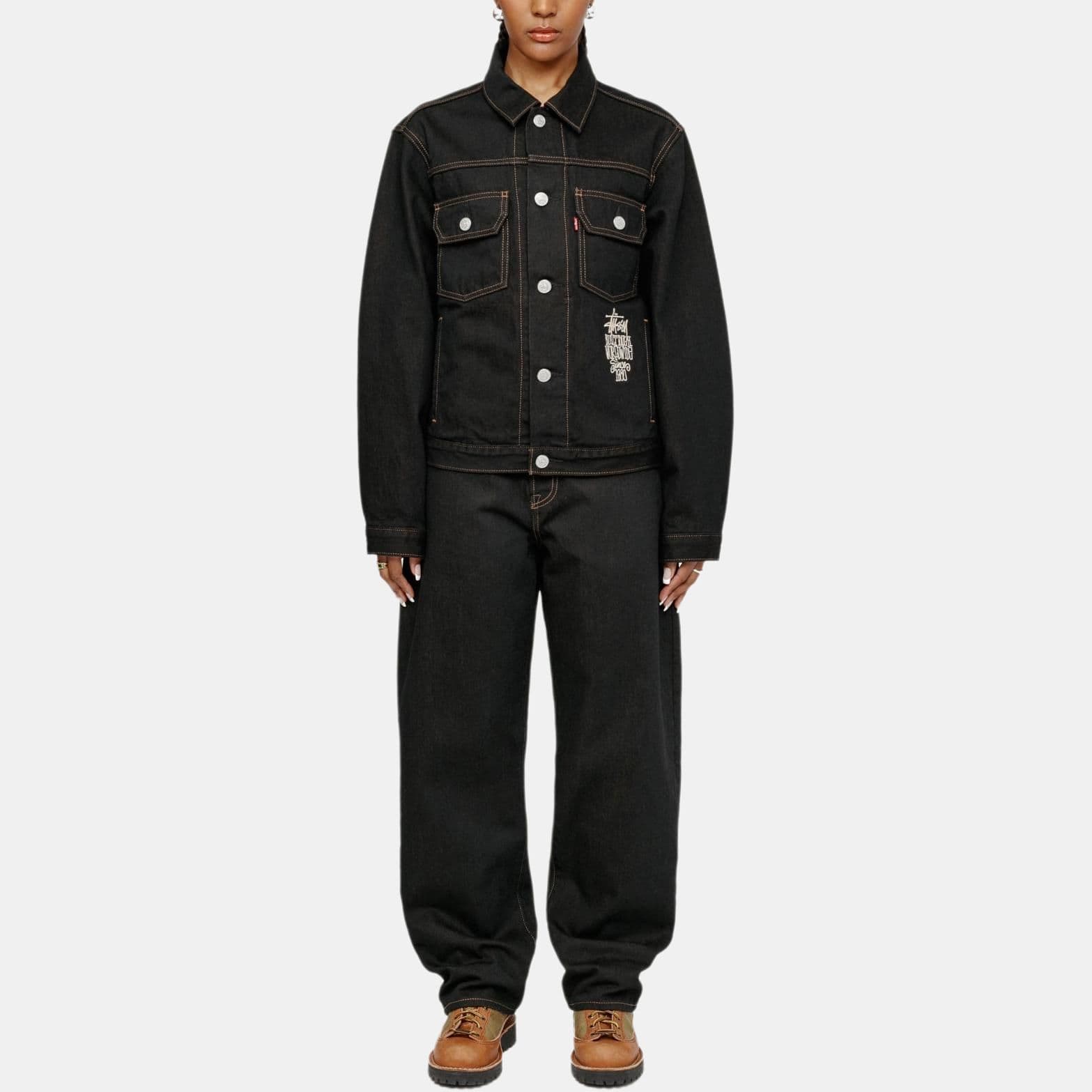 Джинсовая куртка Stussy x Levi's SS24 Logo Embroidered Trucker Jacket Black - изображение 4