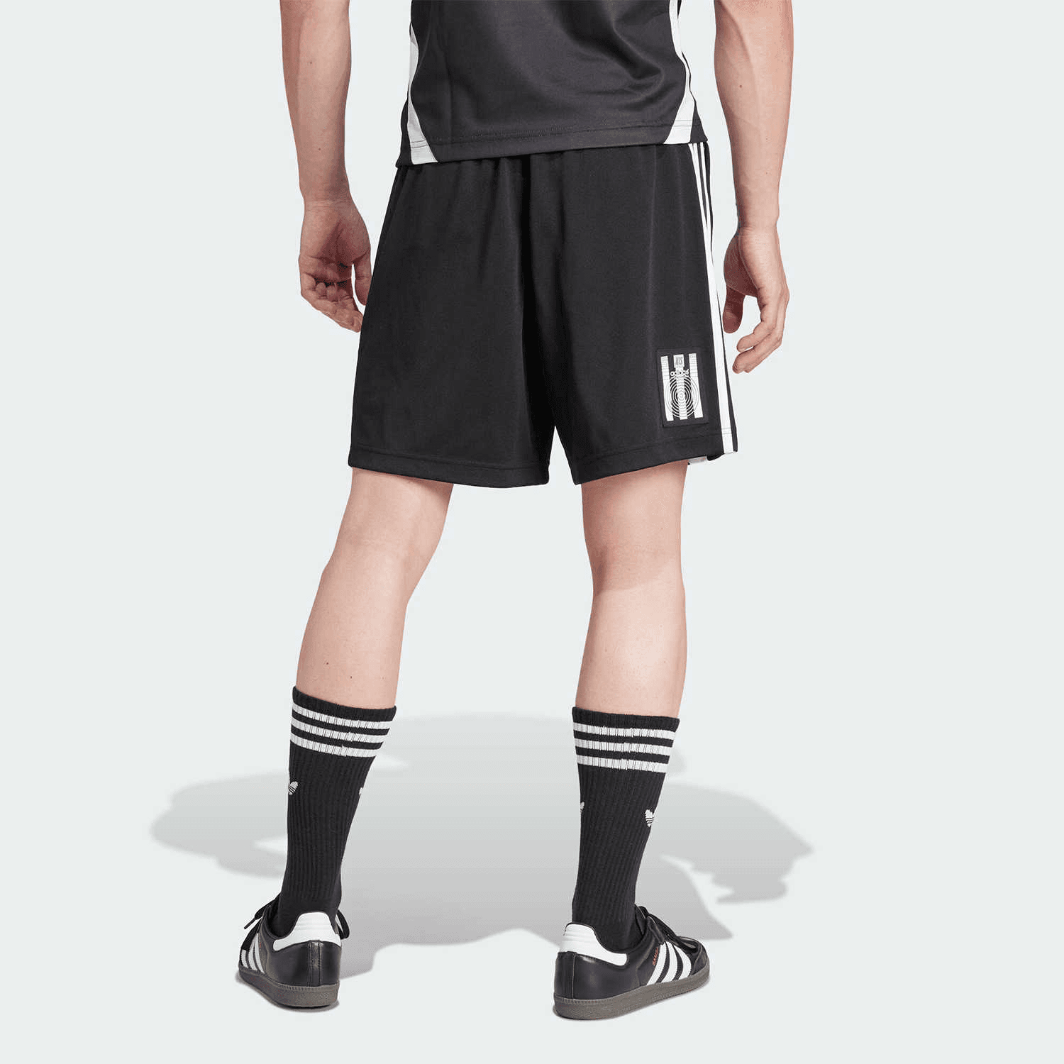 Шорты adidas Originals x NTS RADIO SS24 - изображение 4