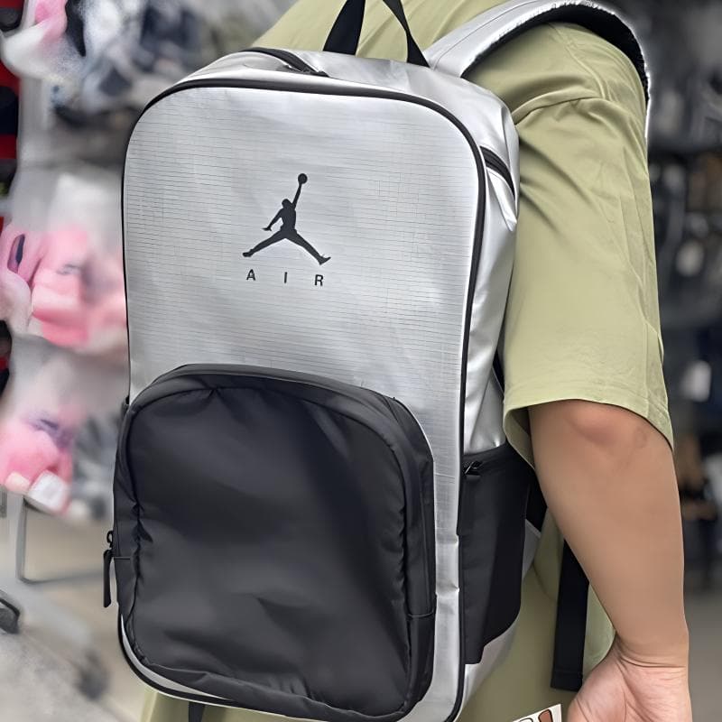 Рюкзак Jordan Silver Black Backpack - изображение 5