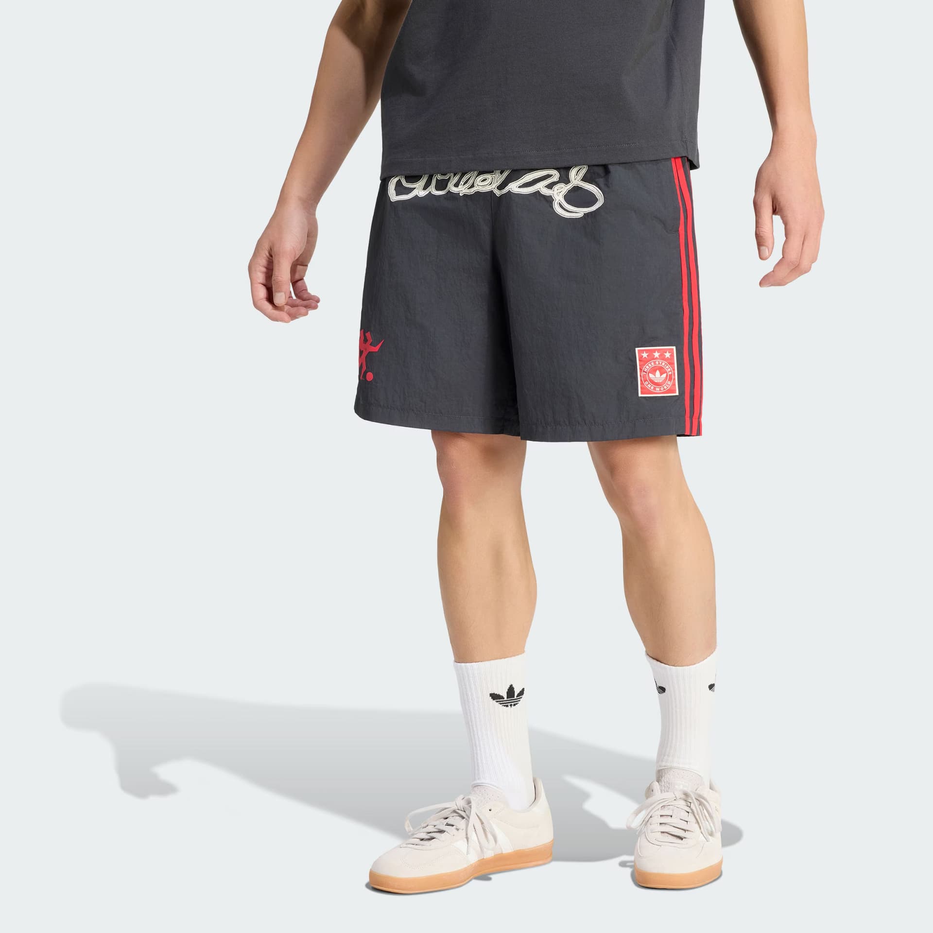 Тренировочные штаны adidas originals NYLON GFX SHORT - изображение 3