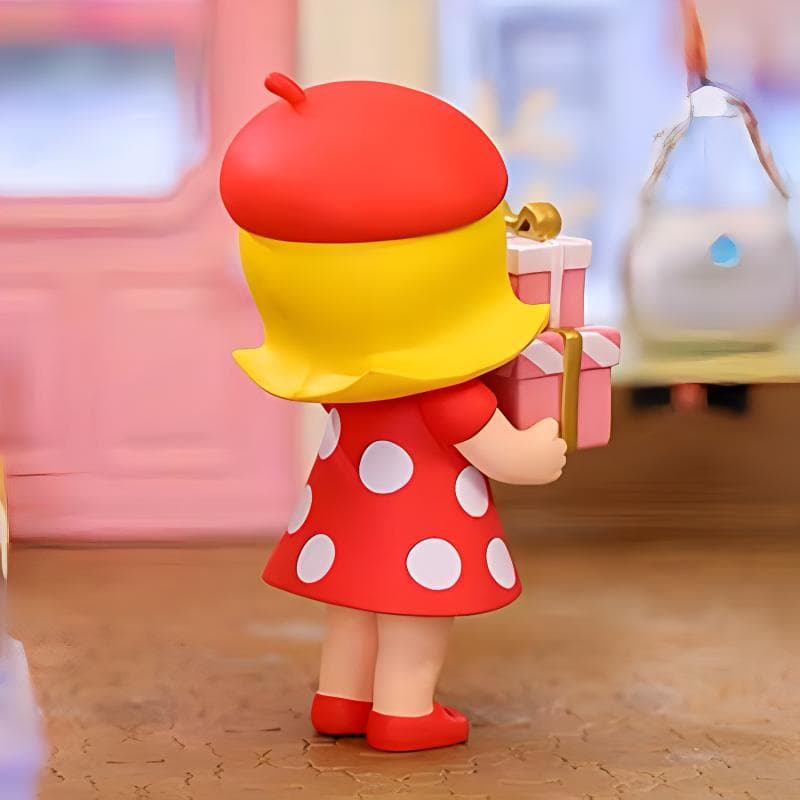 Фигурка POP MART x KENNY SWORK MOLLY 8.5cm - изображение 4
