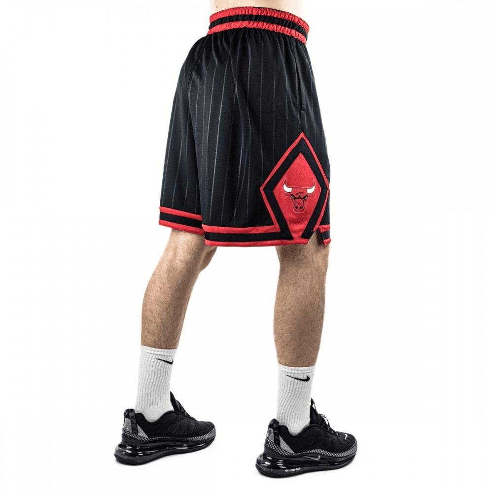 Баскетбольные шорты Jordan NBA Bulls Logo Print Basketball Shorts Black - изображение 3
