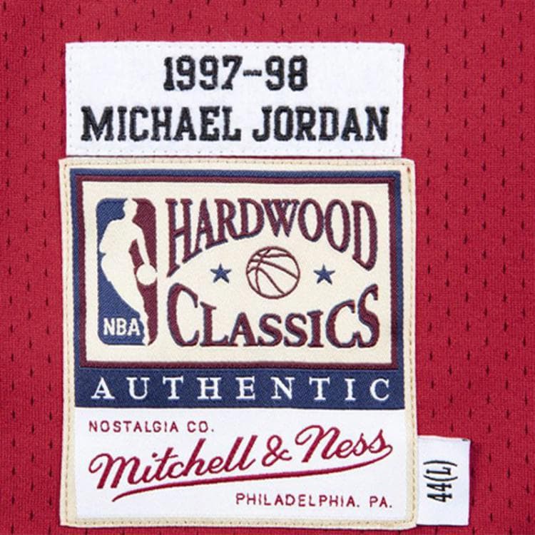 Баскетбольная майка Mitchell Ness Authentic NBA AU 97-98 23 - изображение 3