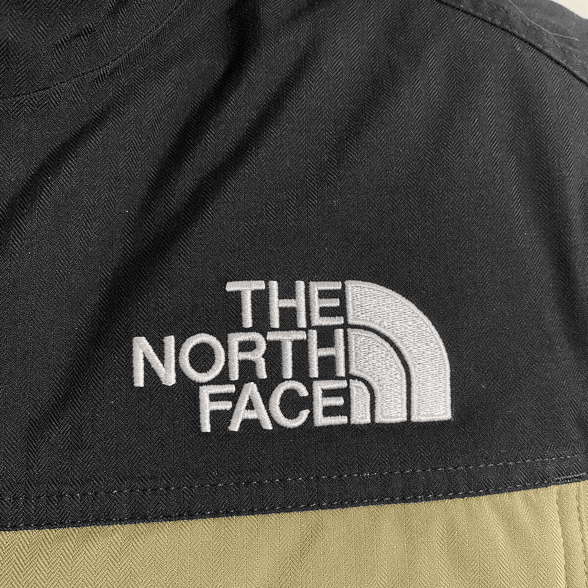 Зимняя куртка The North Face Logo Puffer Jacket - изображение 3