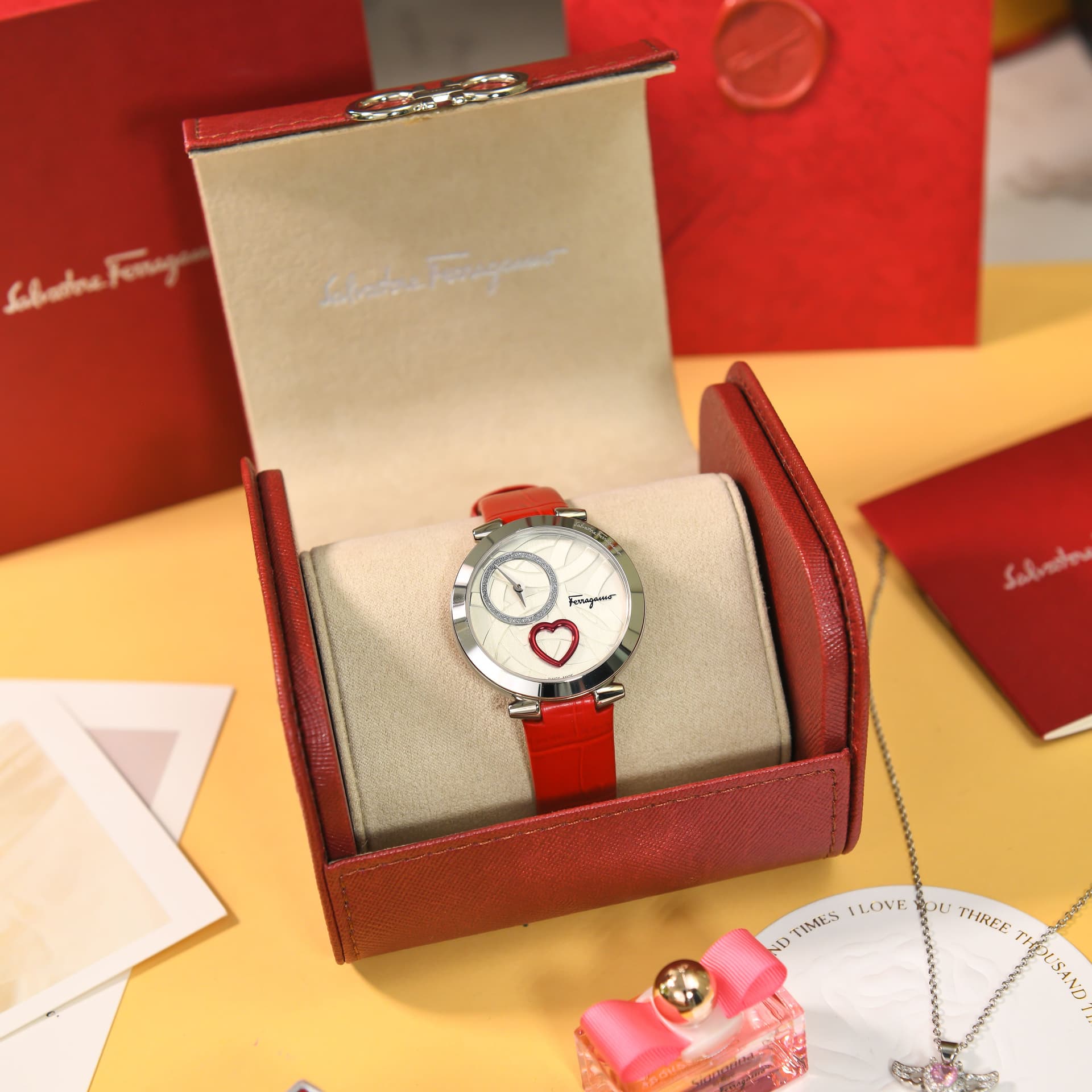Механические часы FERRAGAMO 39mm SFUN00122 - изображение 4