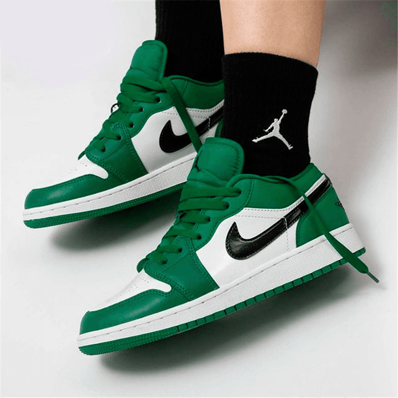Кроссовки для баскетбола Jordan Air Jordan 1 Low GS - изображение 4
