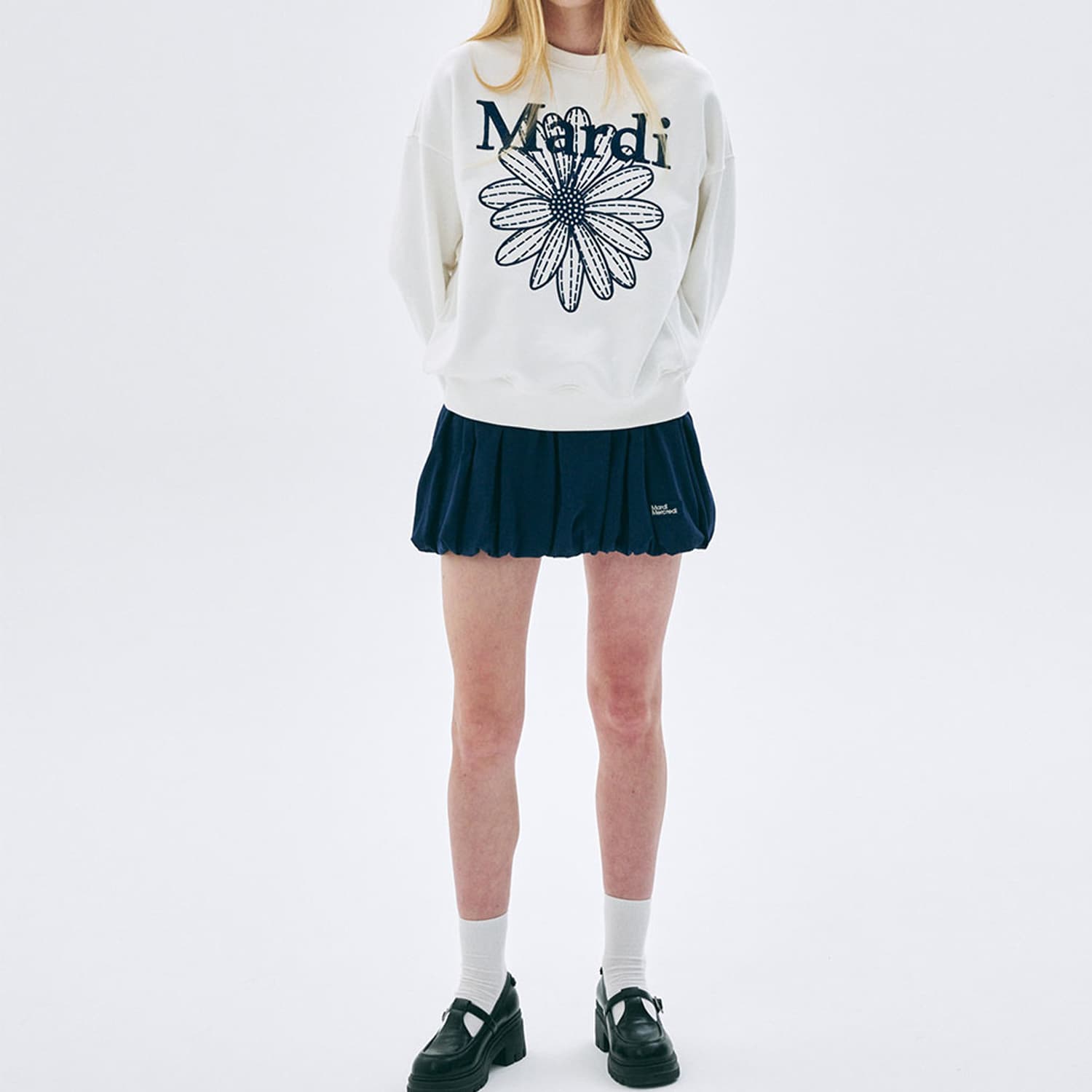 Худи MARDI MERCREDI SS25 Толстовка Цветочная вышивка букв Круглый вырез Длинные рукава Корейский стиль Женское - изображение 3