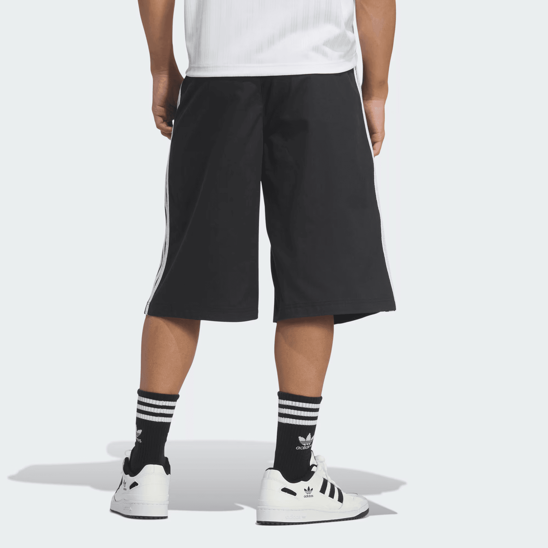 Тренировочные штаны adidas Bermuda Shorts - изображение 3