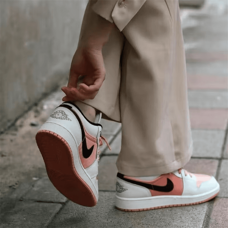 Кроссовки для баскетбола Jordan Air Jordan 1 Low GS - изображение 5