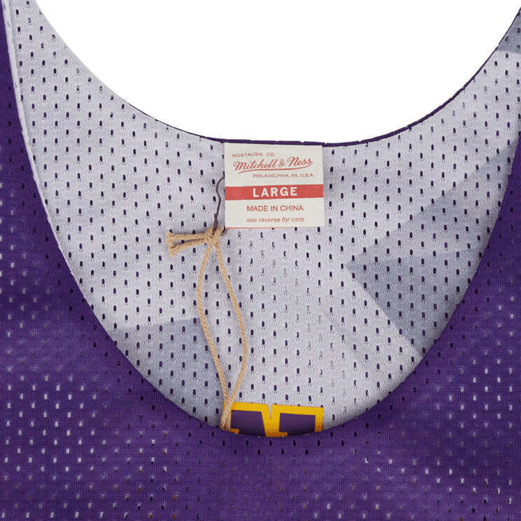 Баскетбольная майка Mitchell Ness SW 32 - изображение 2