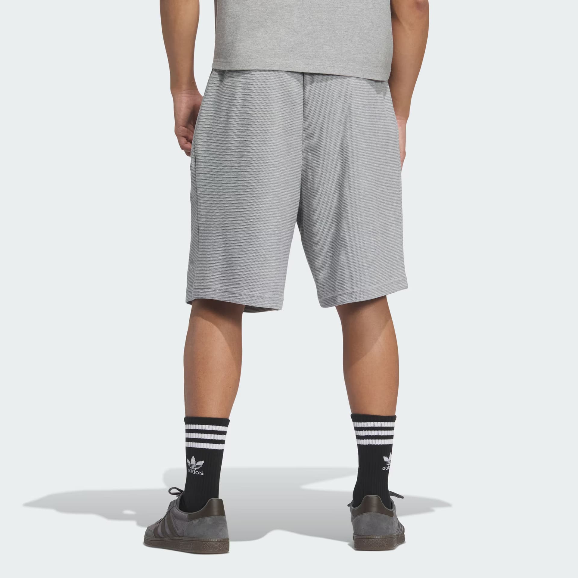 Тренировочные штаны adidas Essential SHORTS - изображение 3