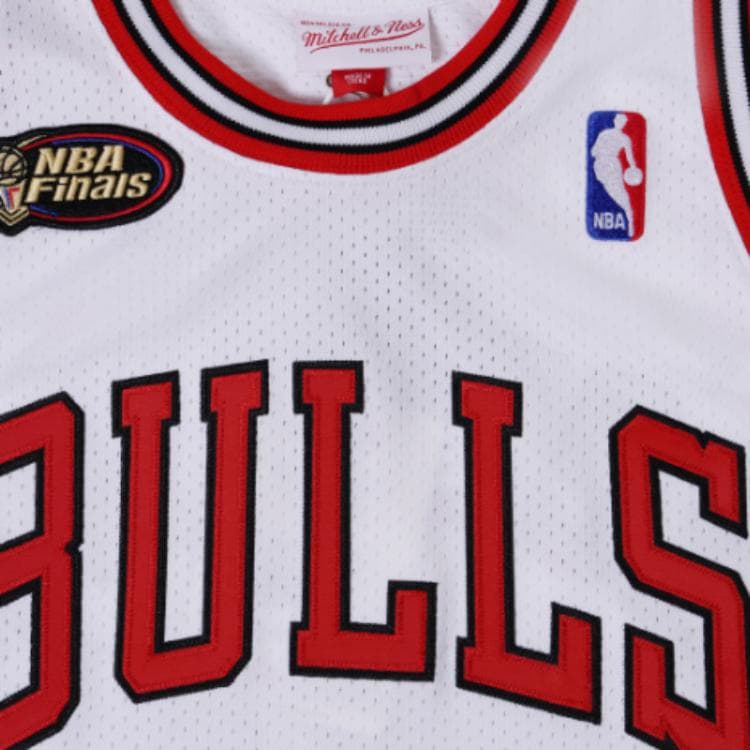 Баскетбольная майка Mitchell & Ness Dennis Rodman 97-98 Chicago Bulls Jersey - изображение 4