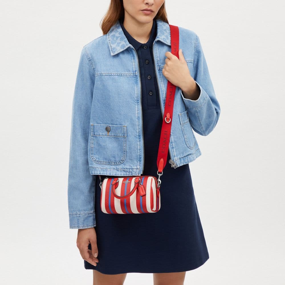 Сумка COACH Rowan Mini Red - изображение 4