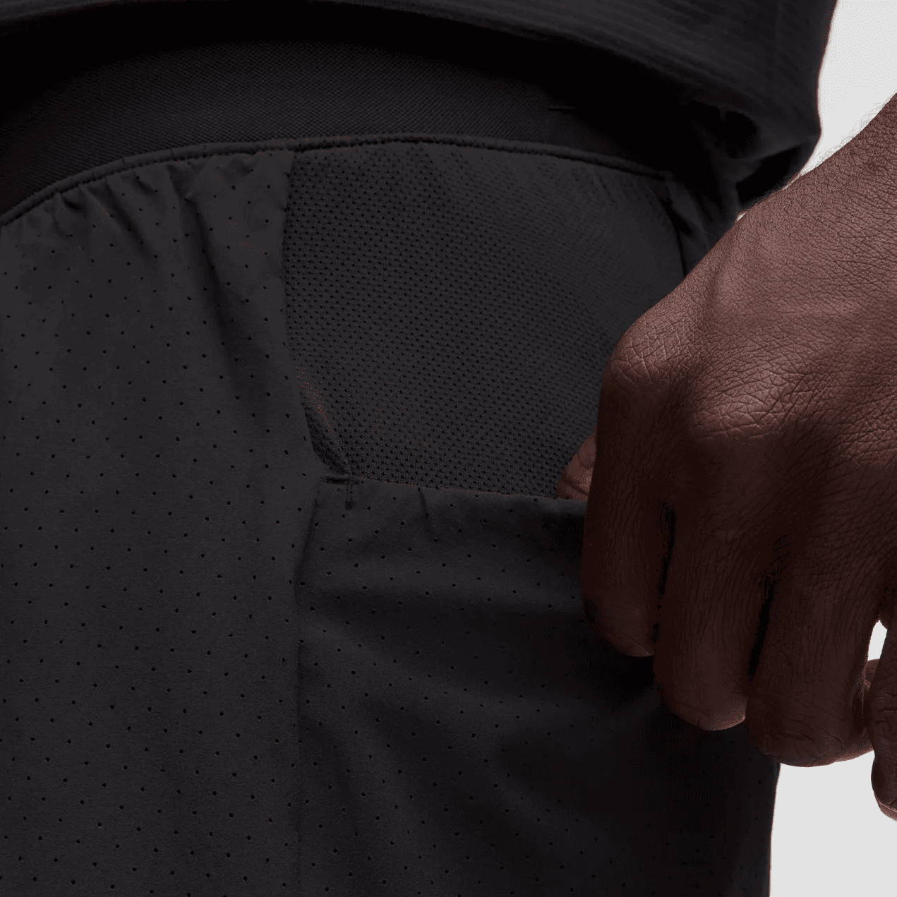 Тренировочные штаны lululemon Fast and Free Lined Running Short5" Black) - изображение 4