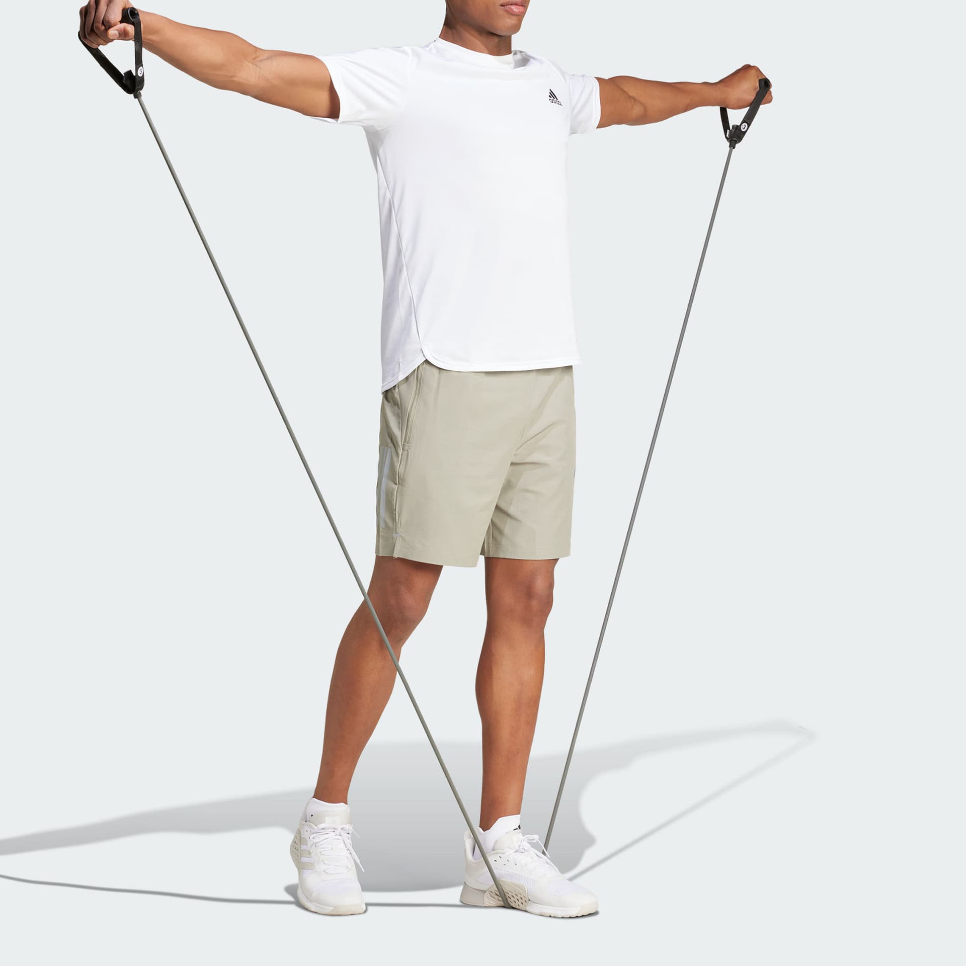Тренировочные штаны adidas GYM+ TRAINING WOVEN SHORTS logo - изображение 3