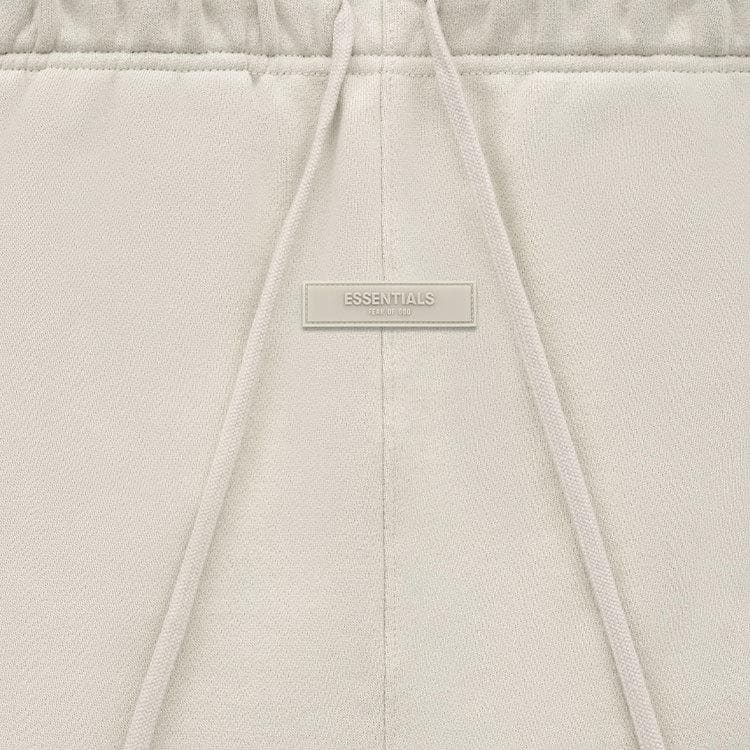 Шорты Fear of God Essentials SS22 Shorts Wheat - изображение 4