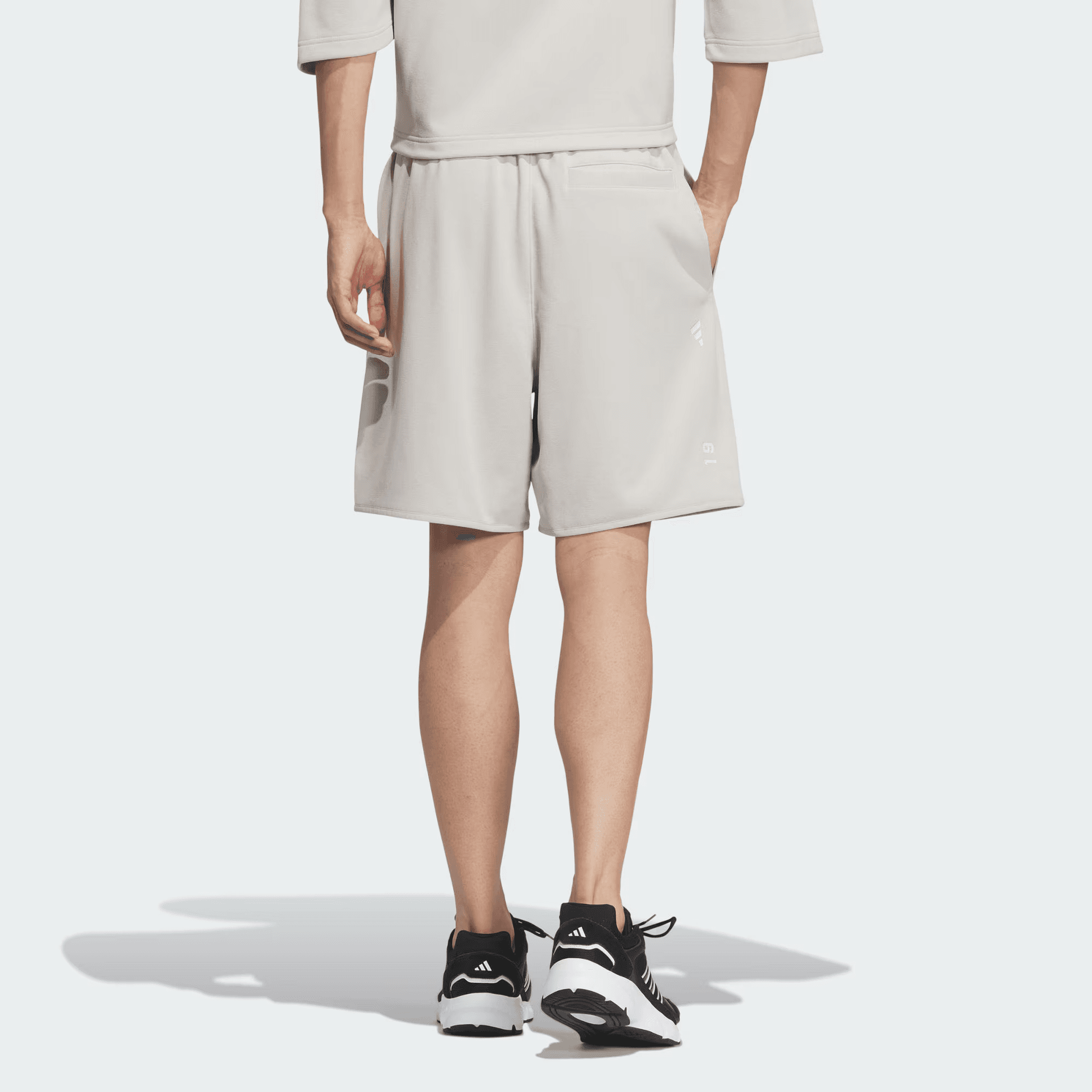 Тренировочные штаны adidas logo - изображение 3
