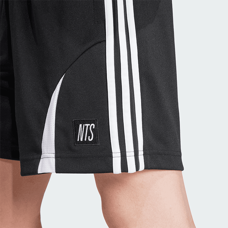 Шорты adidas Originals x NTS RADIO SS24 - изображение 5