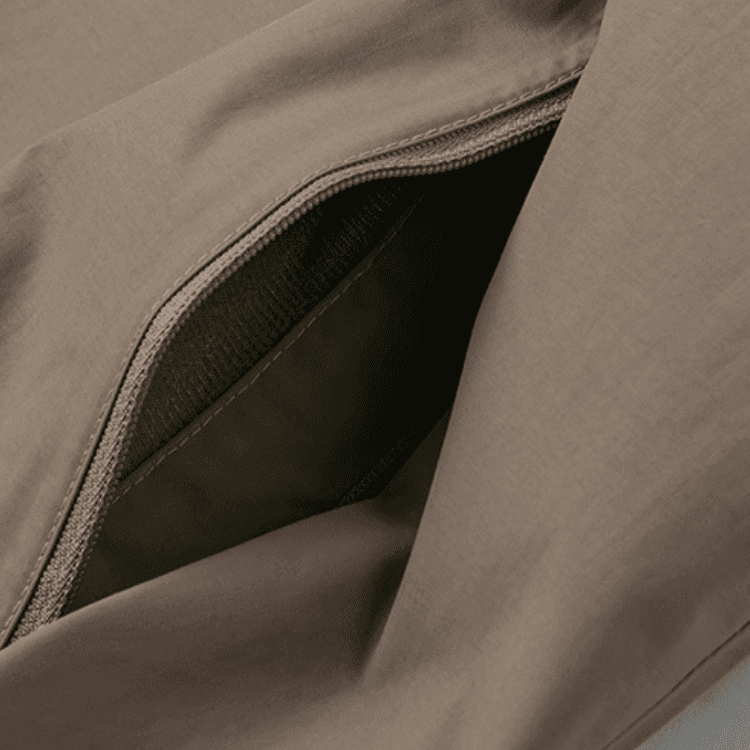 Демисезонная куртка THE NORTH FACE - изображение 4