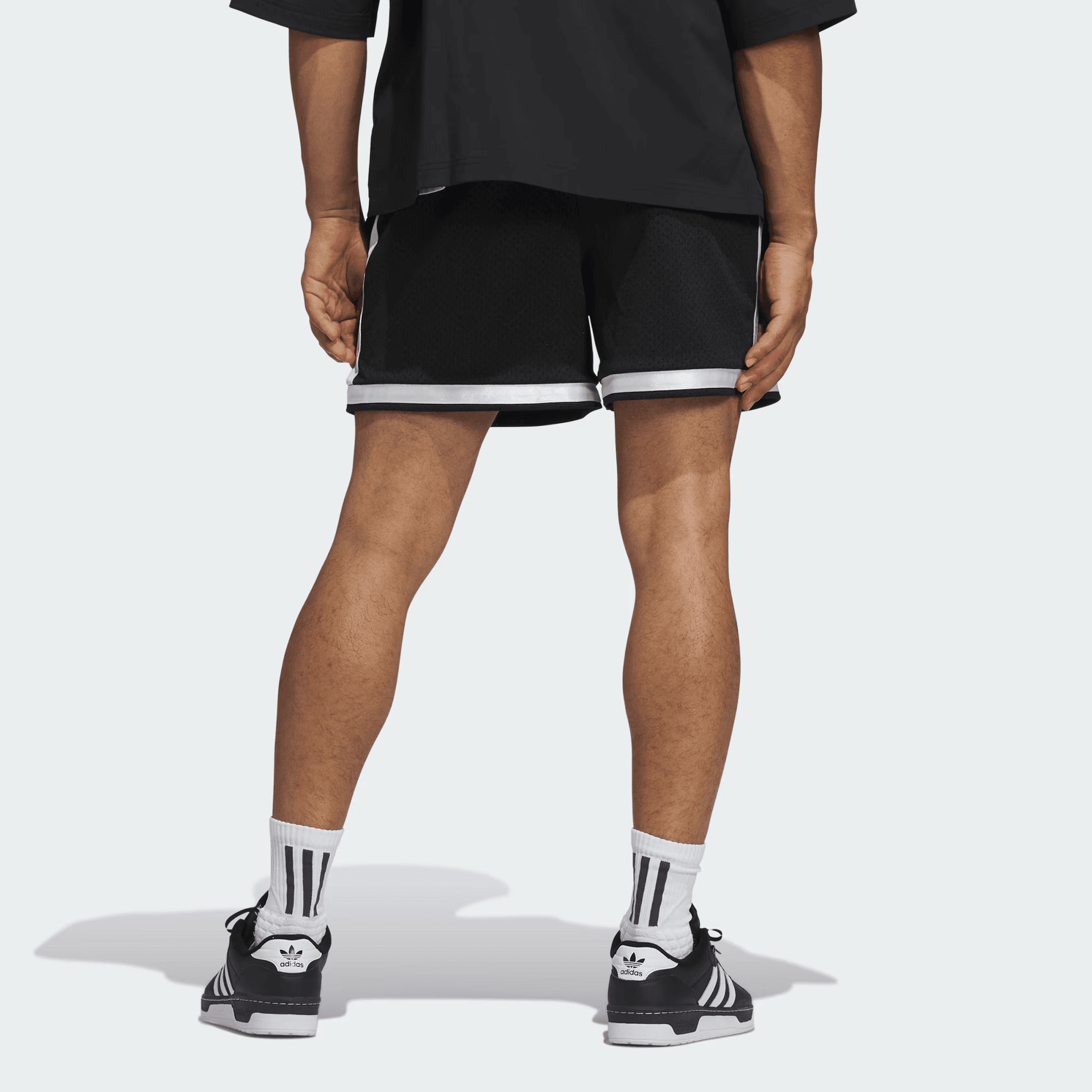 Шорты adidas Originals Shorts Black - изображение 3