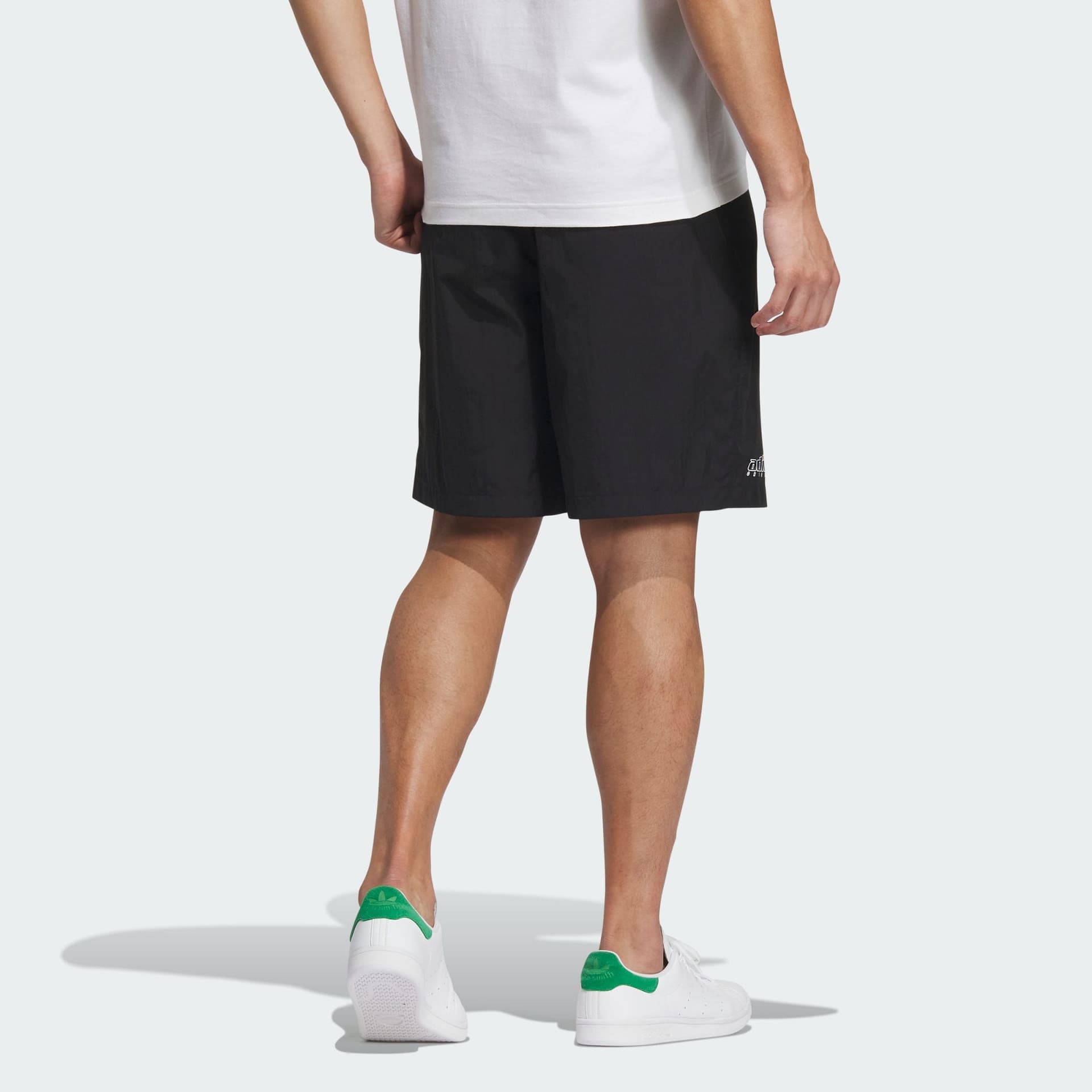 Тренировочные штаны adidas Originals Play Football Light Woven Shorts - изображение 3