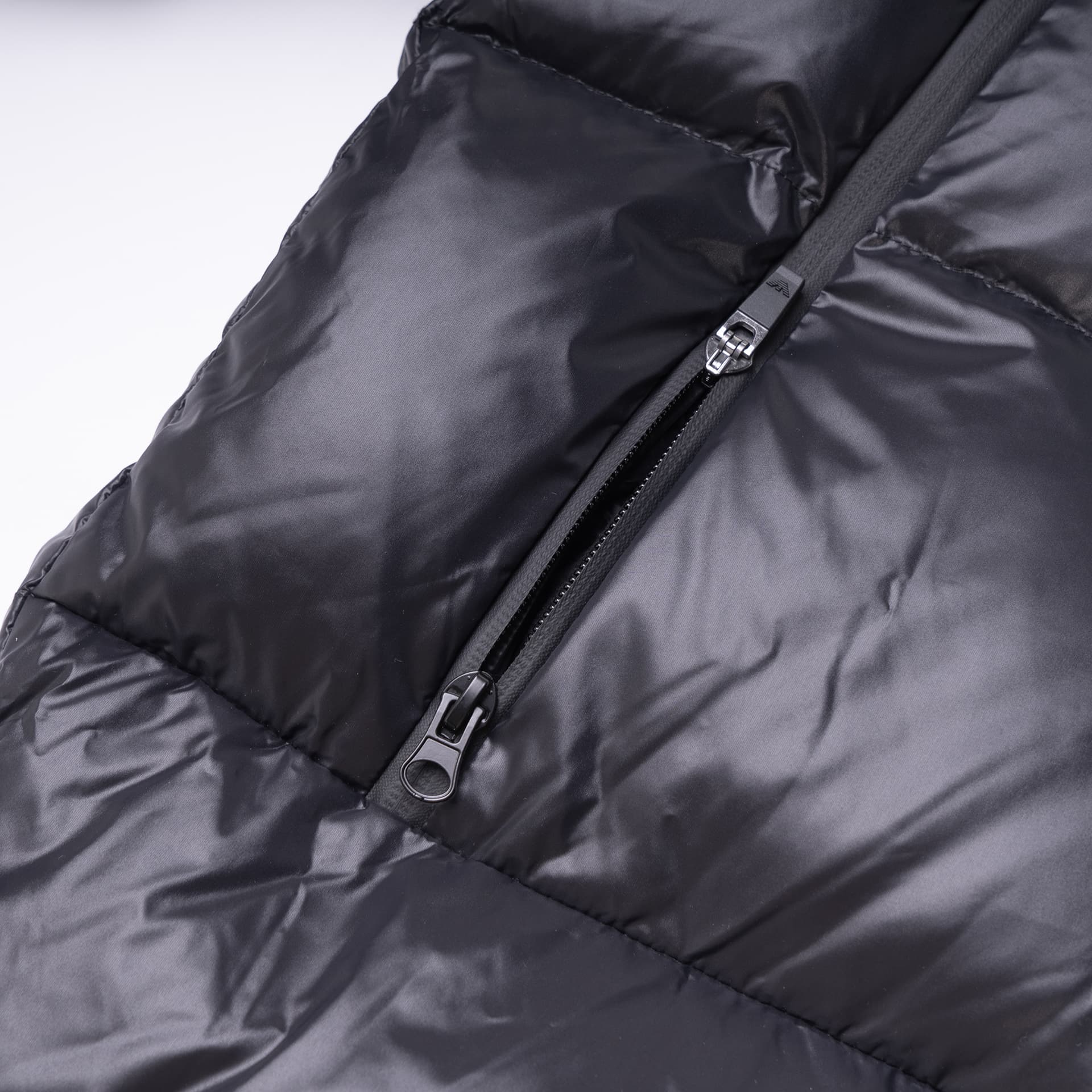 Зимняя куртка Emporio Armani FW22 Logo Down Jacket Black - изображение 5