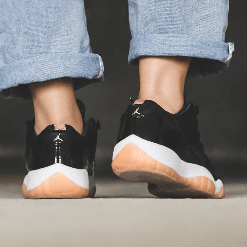 Кроссовки для баскетбола Jordan Air Jordan 11 Retro Low Bleached Coral GS - изображение 3
