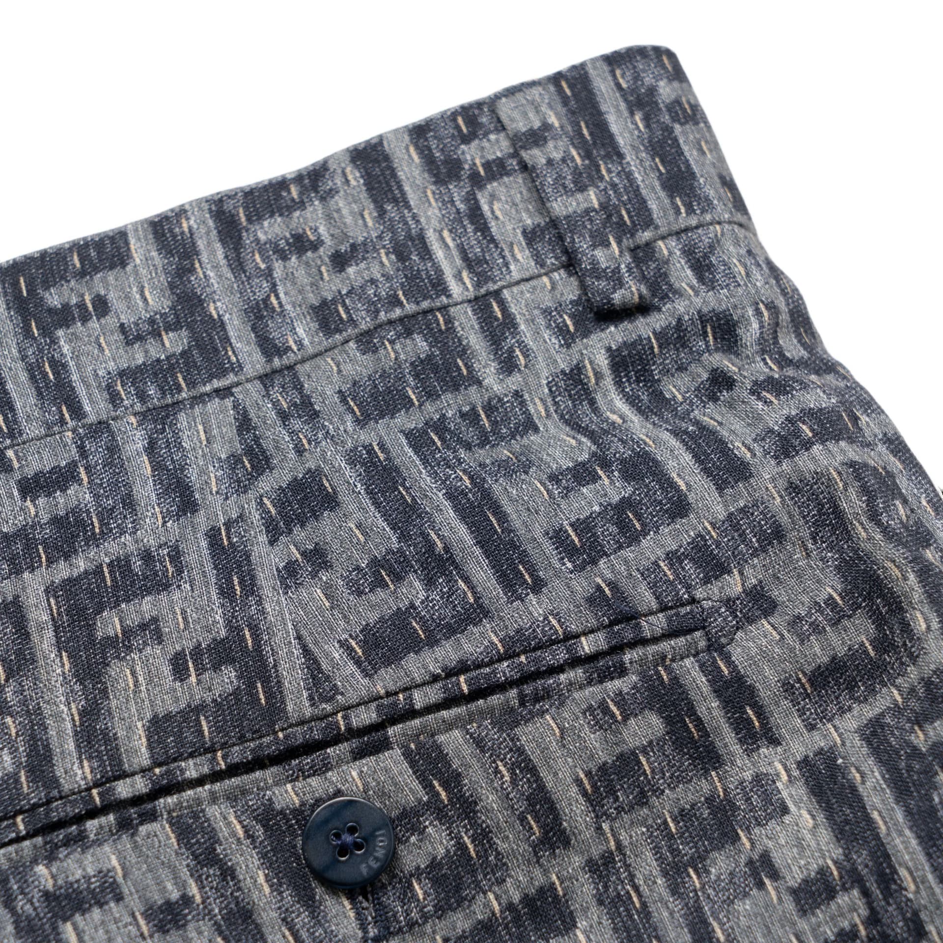 Джинсовые шорты FENDI SS25 - изображение 6