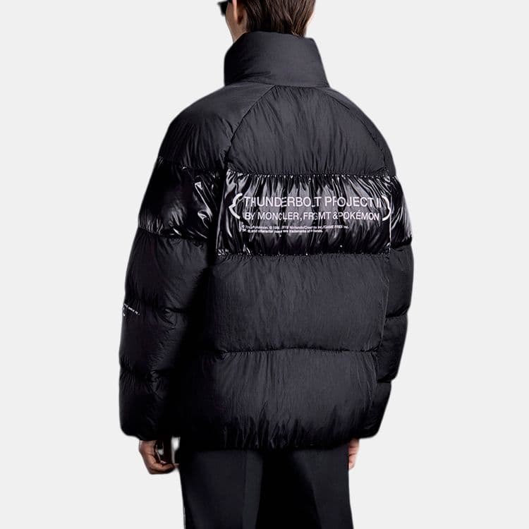 Зимняя куртка Moncler Genius Pikachu Down Jacket - изображение 3