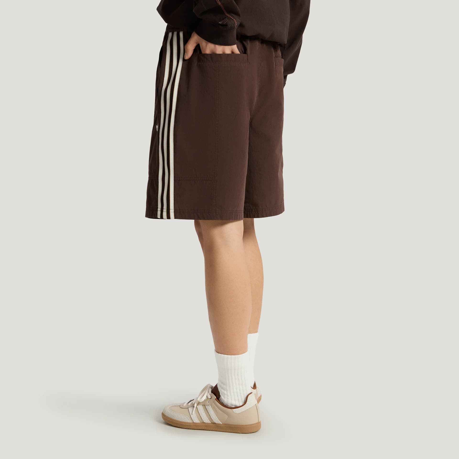 Тренировочные штаны adidas originals Disney - изображение 5
