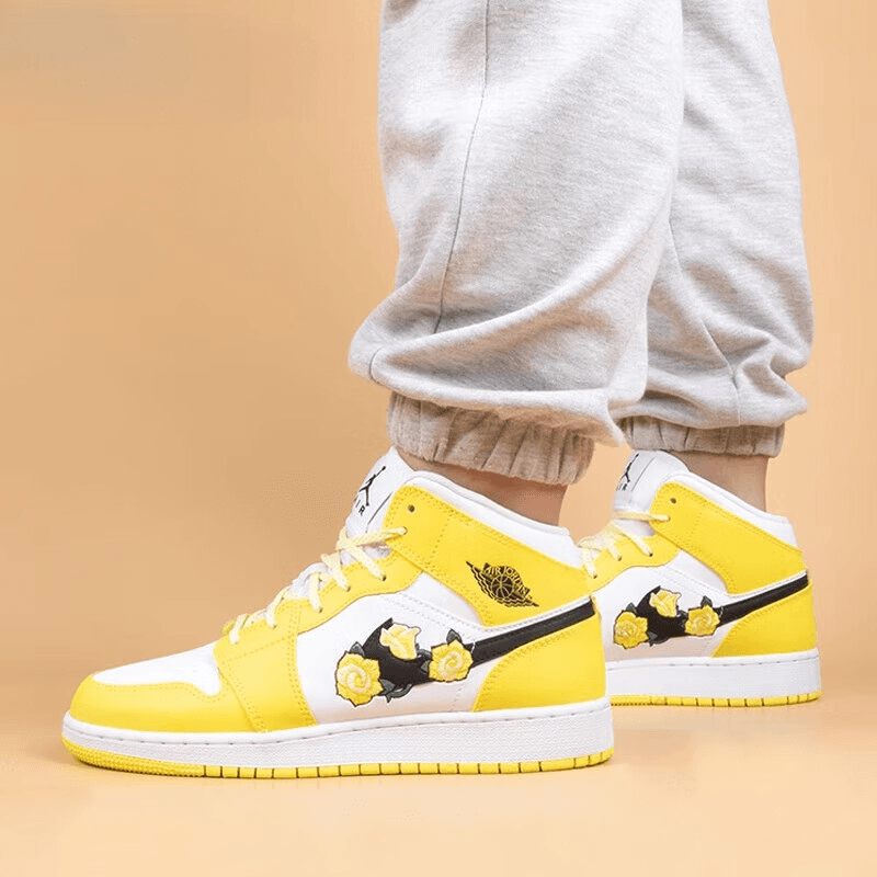 Кроссовки для баскетбола Jordan Air Jordan 1 Mid SE GS - изображение 6