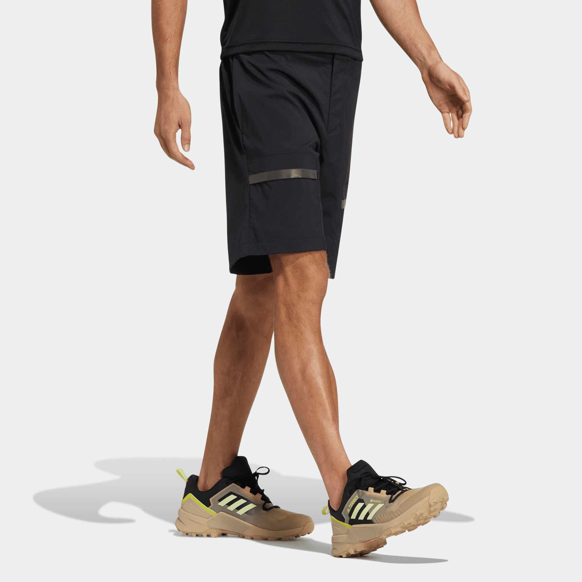 Тренировочные штаны adidas - изображение 4