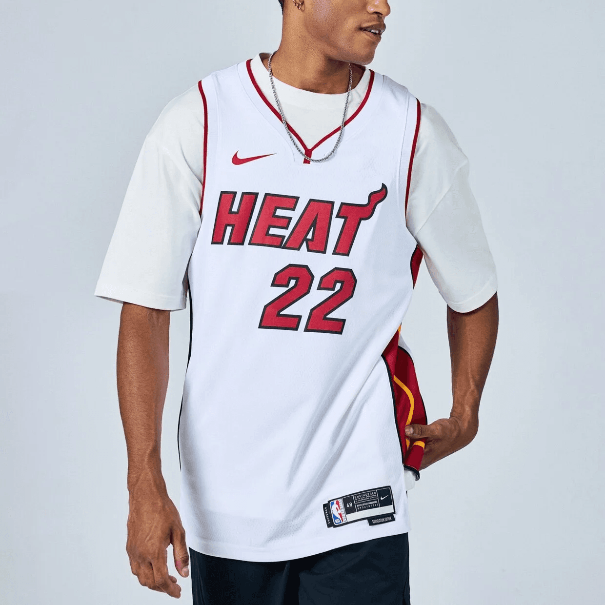 Баскетбольная майка Nike NBA Logo SW 22-23 22 - изображение 4