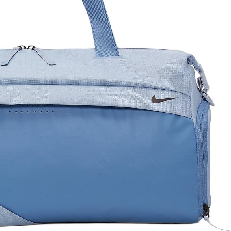 Спортивная сумка Nike Radiate Club Bag - изображение 4