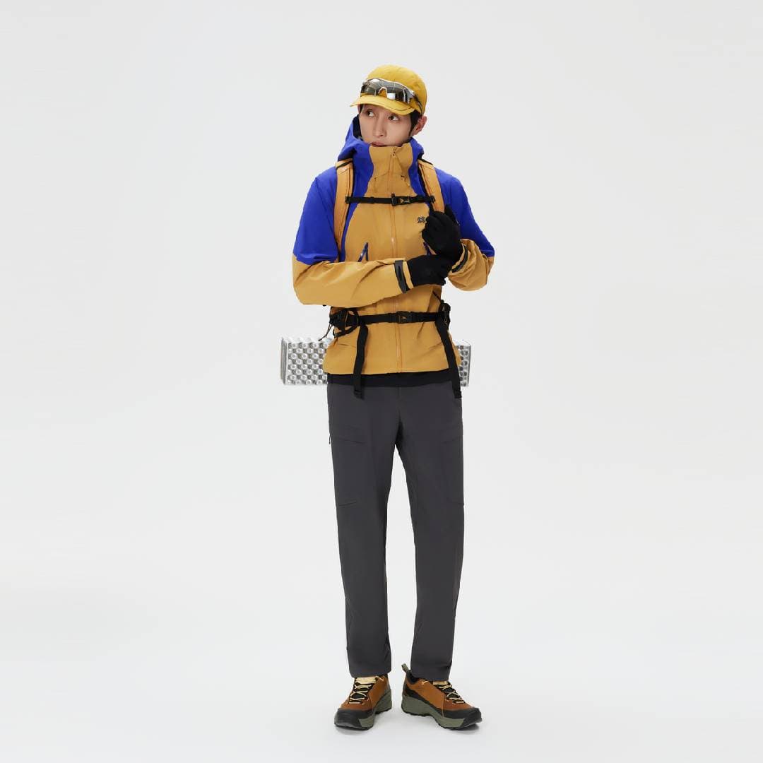 Демисезонная куртка KOLON SPORT HIKE FIRRA Gore-Tex 3L - изображение 2