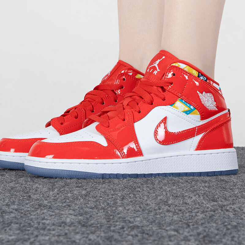 Кроссовки для баскетбола Jordan Air Jordan 1 Mid GS - изображение 7