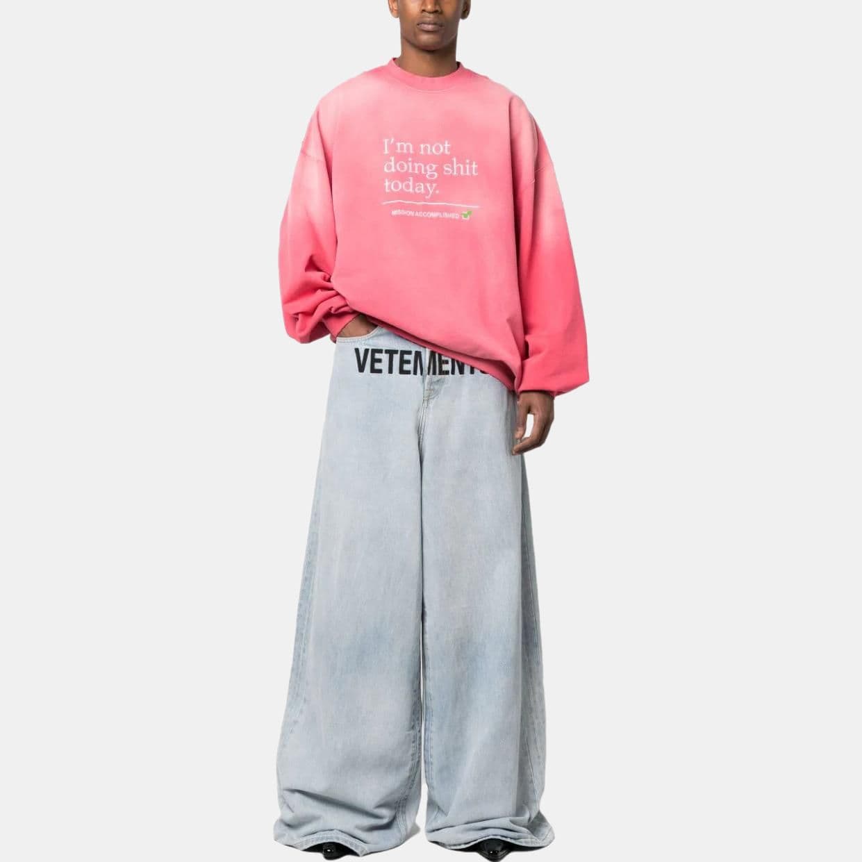 Кофта Vetements SS23 Pink Sweatshirt - изображение 2