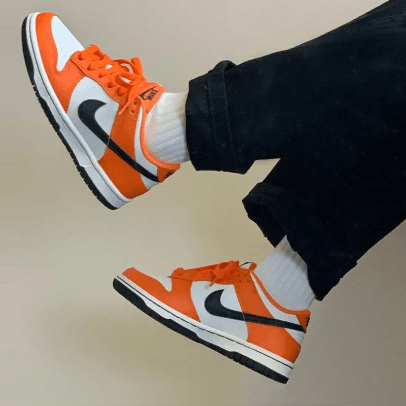 Кроссовки Nike Dunk Low Halloween GS - изображение 4