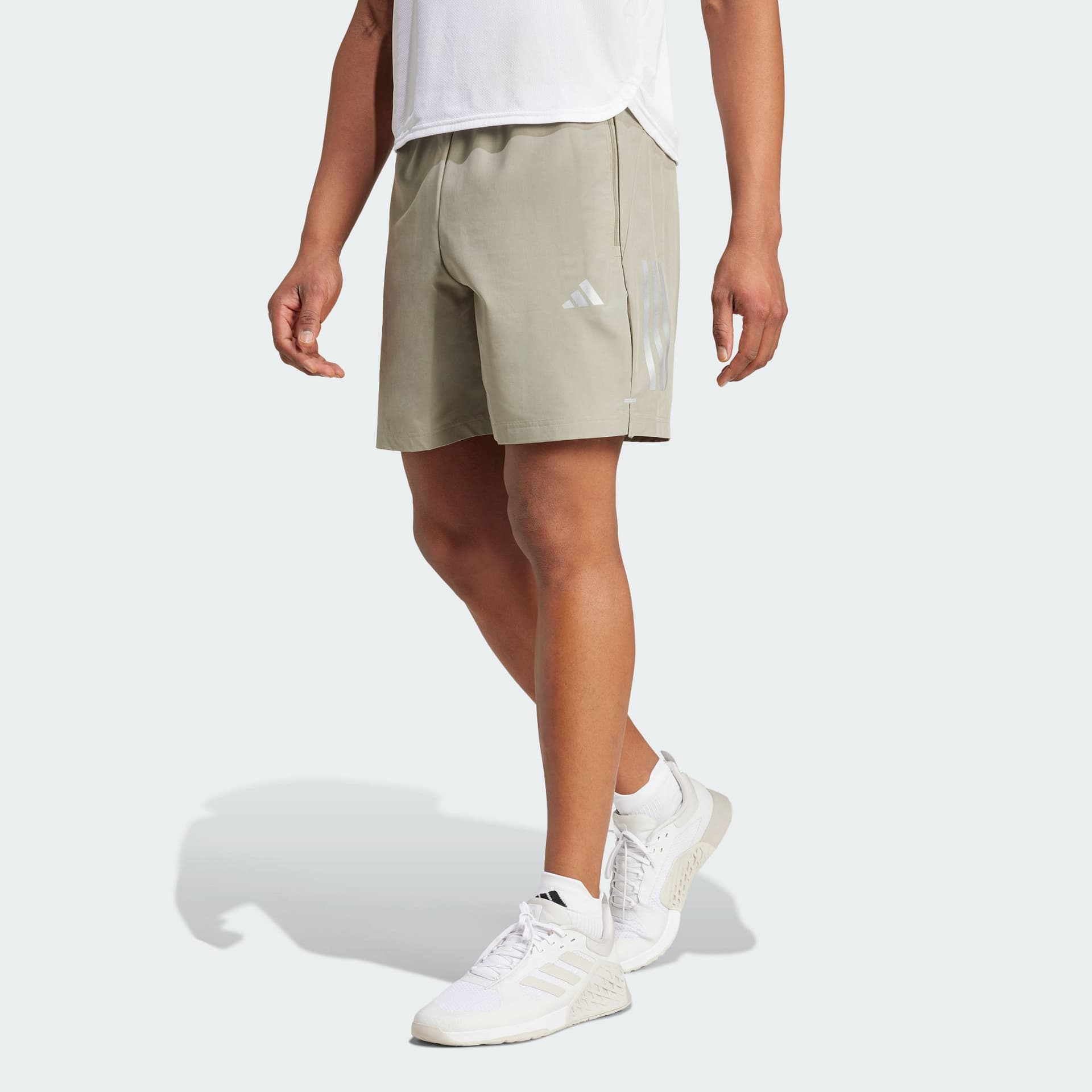 Тренировочные штаны adidas GYM+ TRAINING WOVEN SHORTS logo - изображение 2